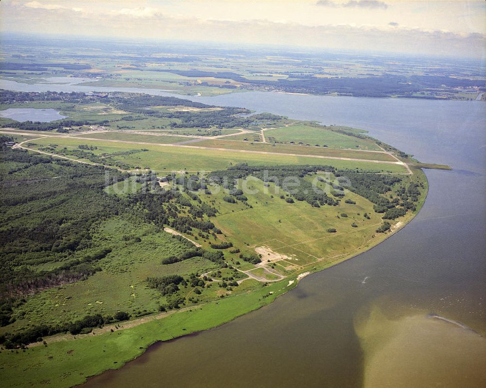 Luftbild Peenemünde - Flugplatz Peenemünde auf der Insel Usedom