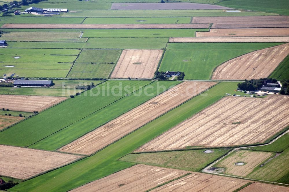 Pellworm aus der Vogelperspektive: Flugplatz Pellworm im Bundesland Schleswig-Holstein