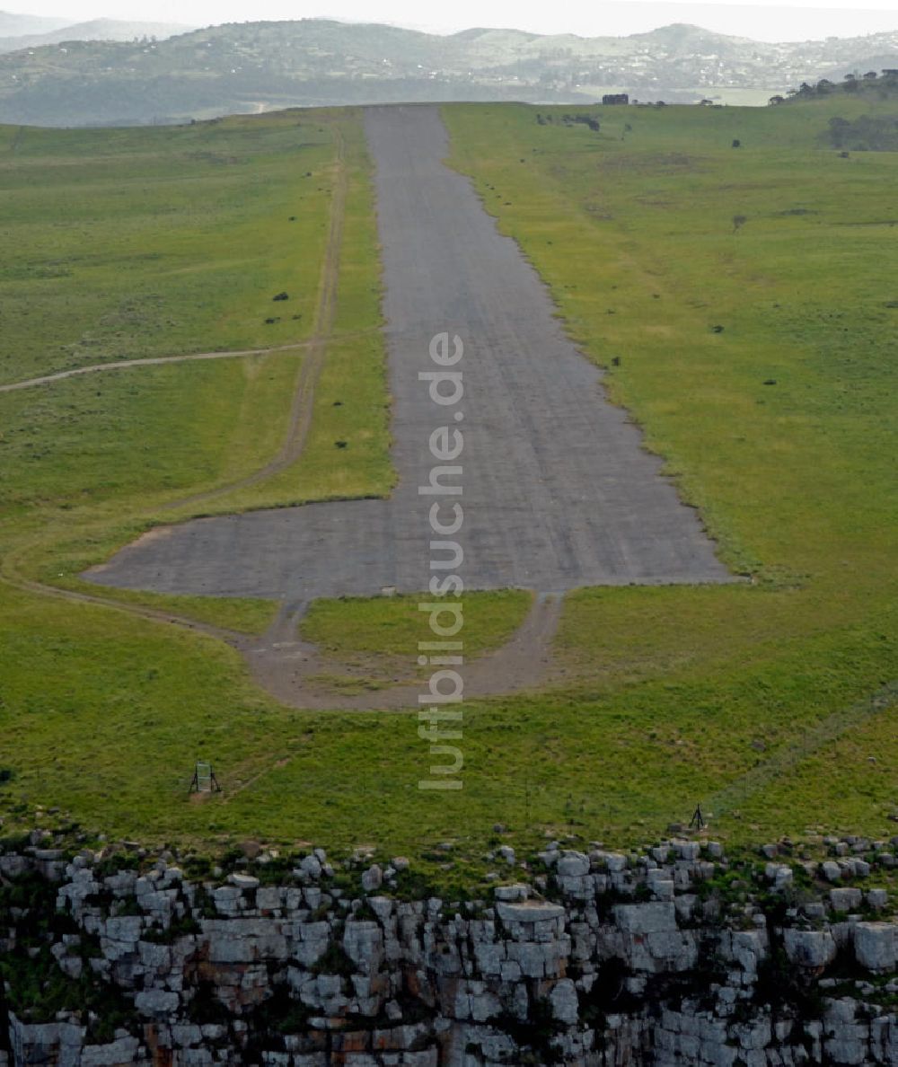 Port St. Johns aus der Vogelperspektive: Flugplatz Port St. Johns