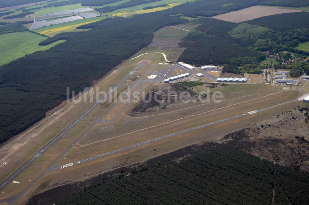 SCHÖNHAGEN von oben - Flugplatz Schönhagen in Brandenburg