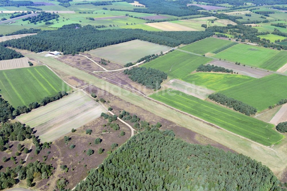 Höpen von oben - Flugplatz Segelfluggelände bei Höpen im Bundesland Niedersachsen