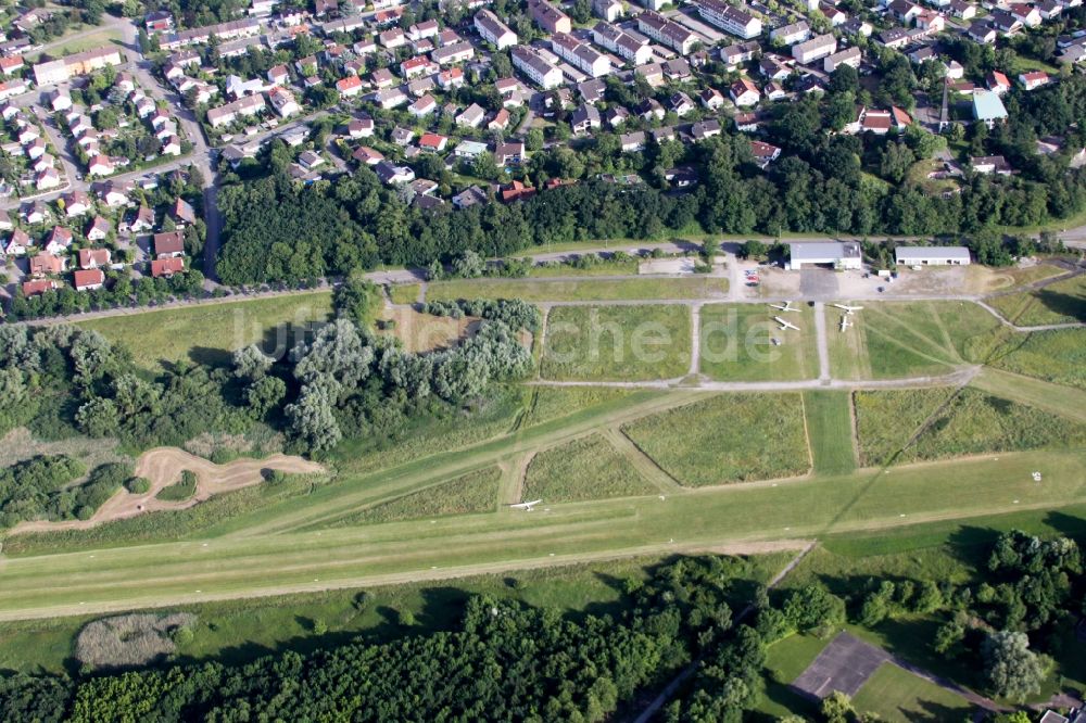 Luftaufnahme Rastatt - Flugplatz Segelfluggelände Rastatt-Baldenau in Rastatt im Bundesland Baden-Württemberg, Deutschland