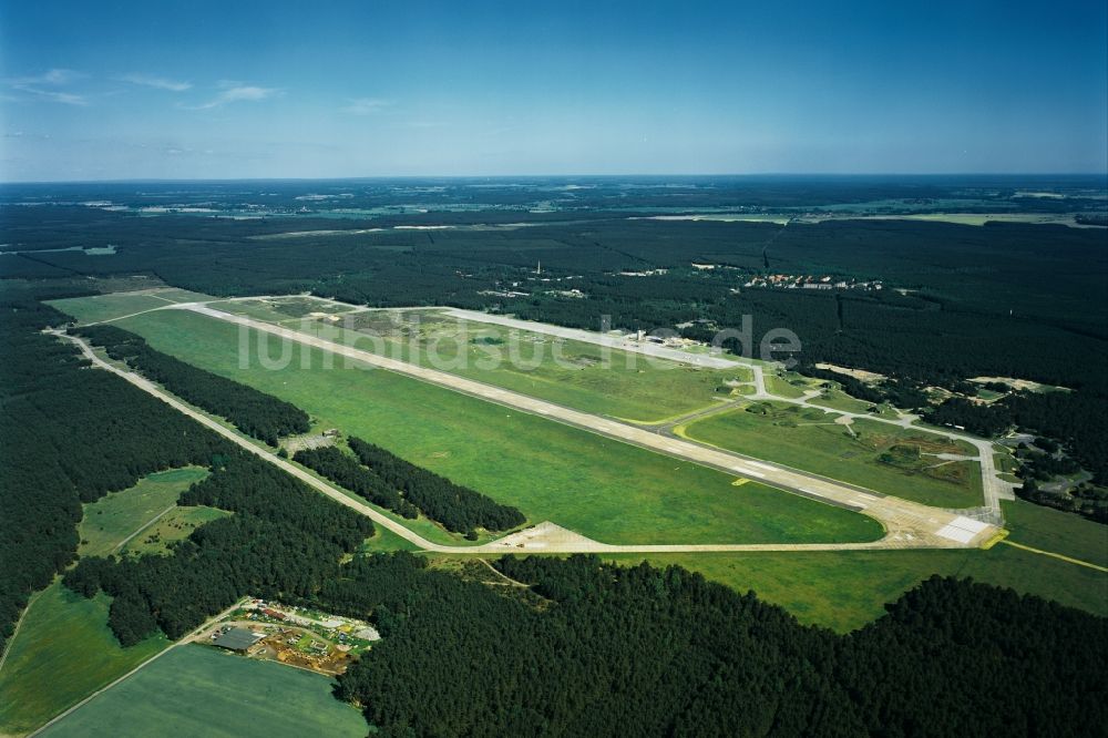 Drewitz aus der Vogelperspektive: Flugplatz / Verkehrslandeplatz Cottbus-Drewitz im Bundesland Brandenburg