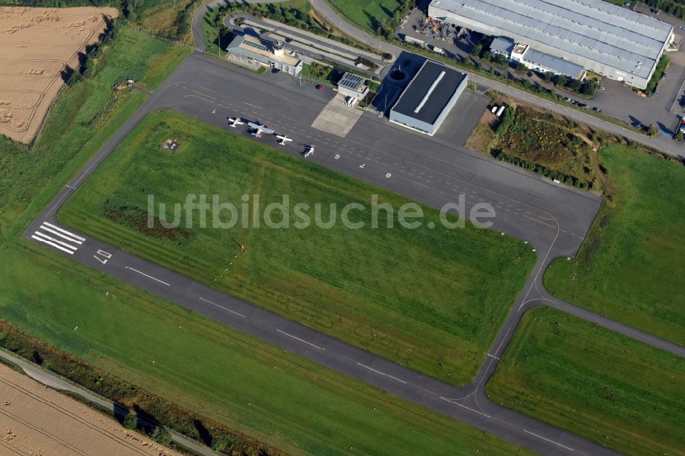 Jahnsdorf Erzgebirge von oben - Flugplatz der Verkehrslandeplatz in Jahnsdorf Erzgebirge im Bundesland Sachsen