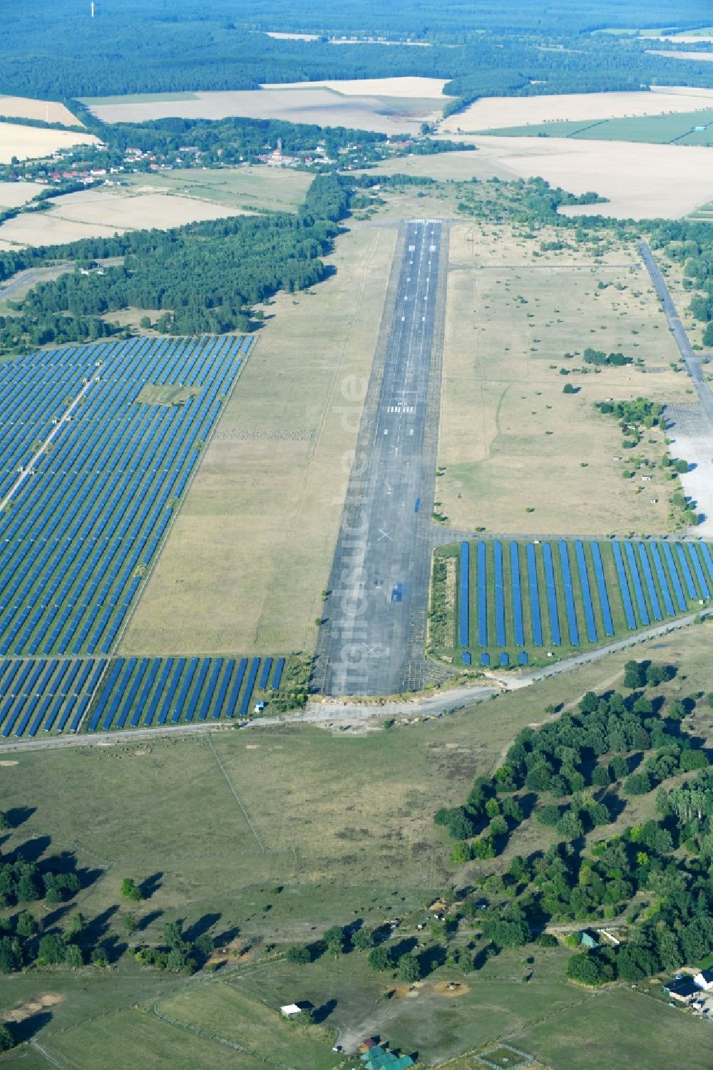 Luftbild Werneuchen - Flugplatz in Werneuchen im Bundesland Brandenburg, Deutschland