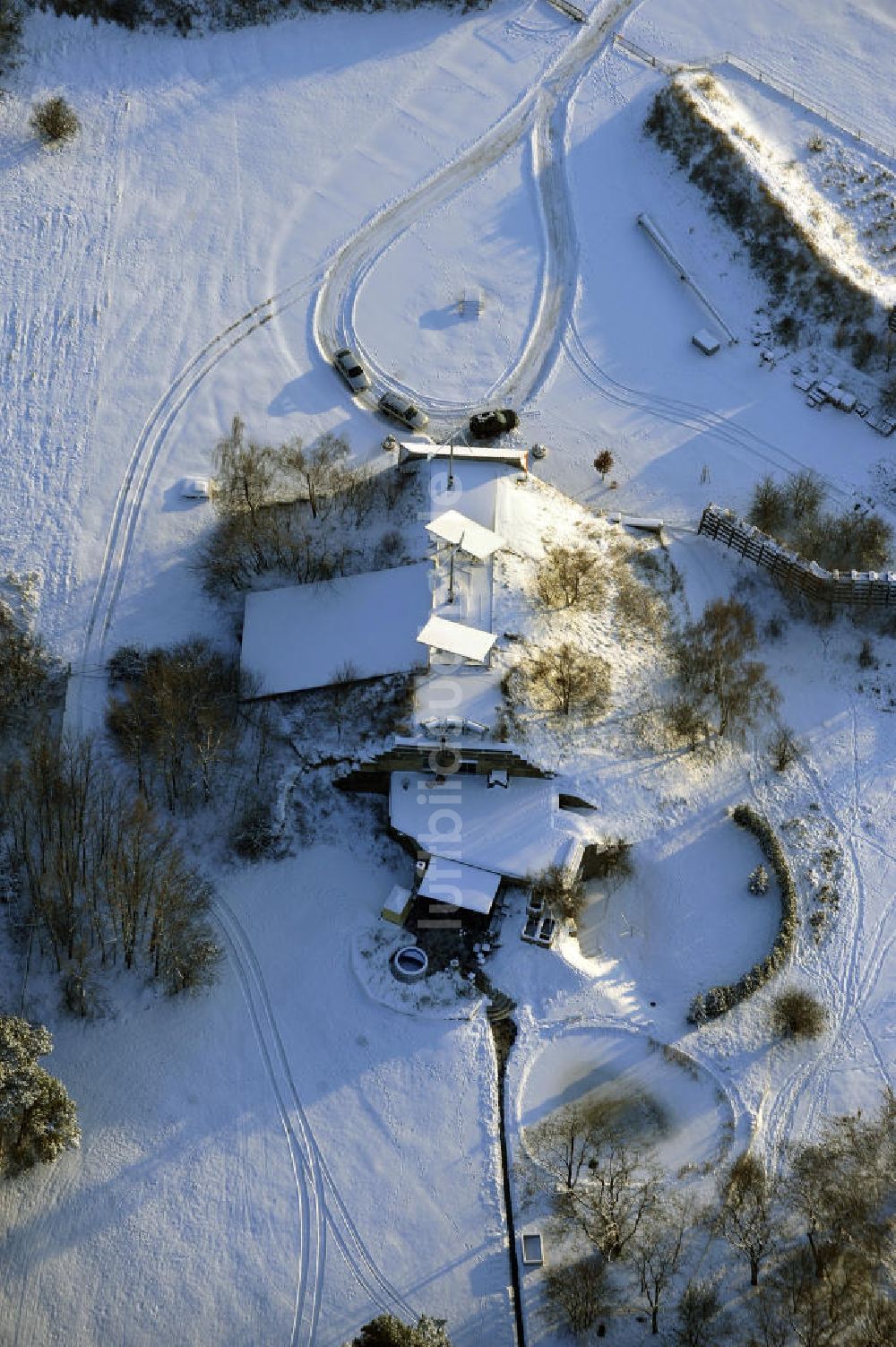 Werneuchen von oben - Flugplatz Werneuchen im Winter