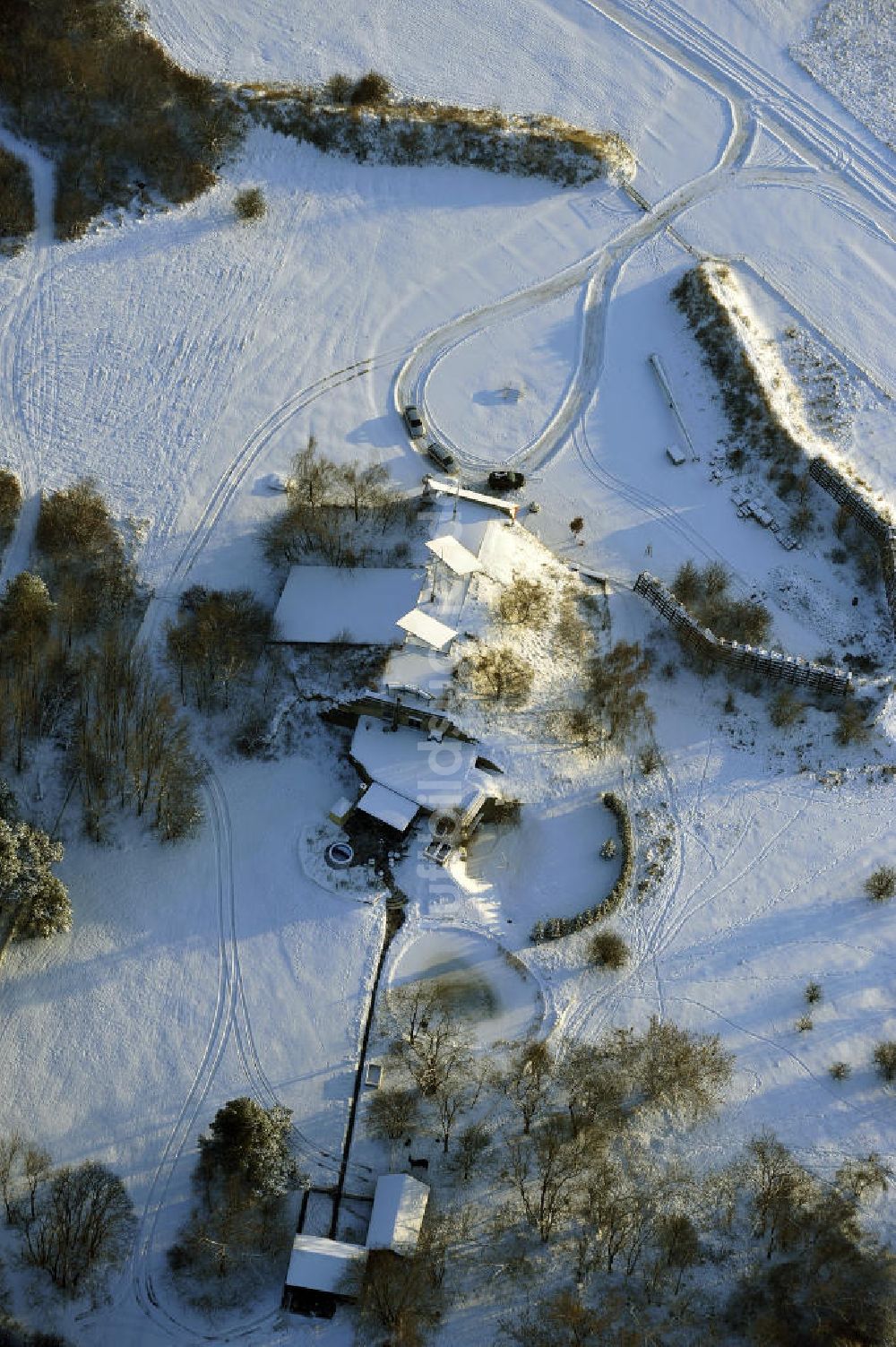 Luftbild Werneuchen - Flugplatz Werneuchen im Winter