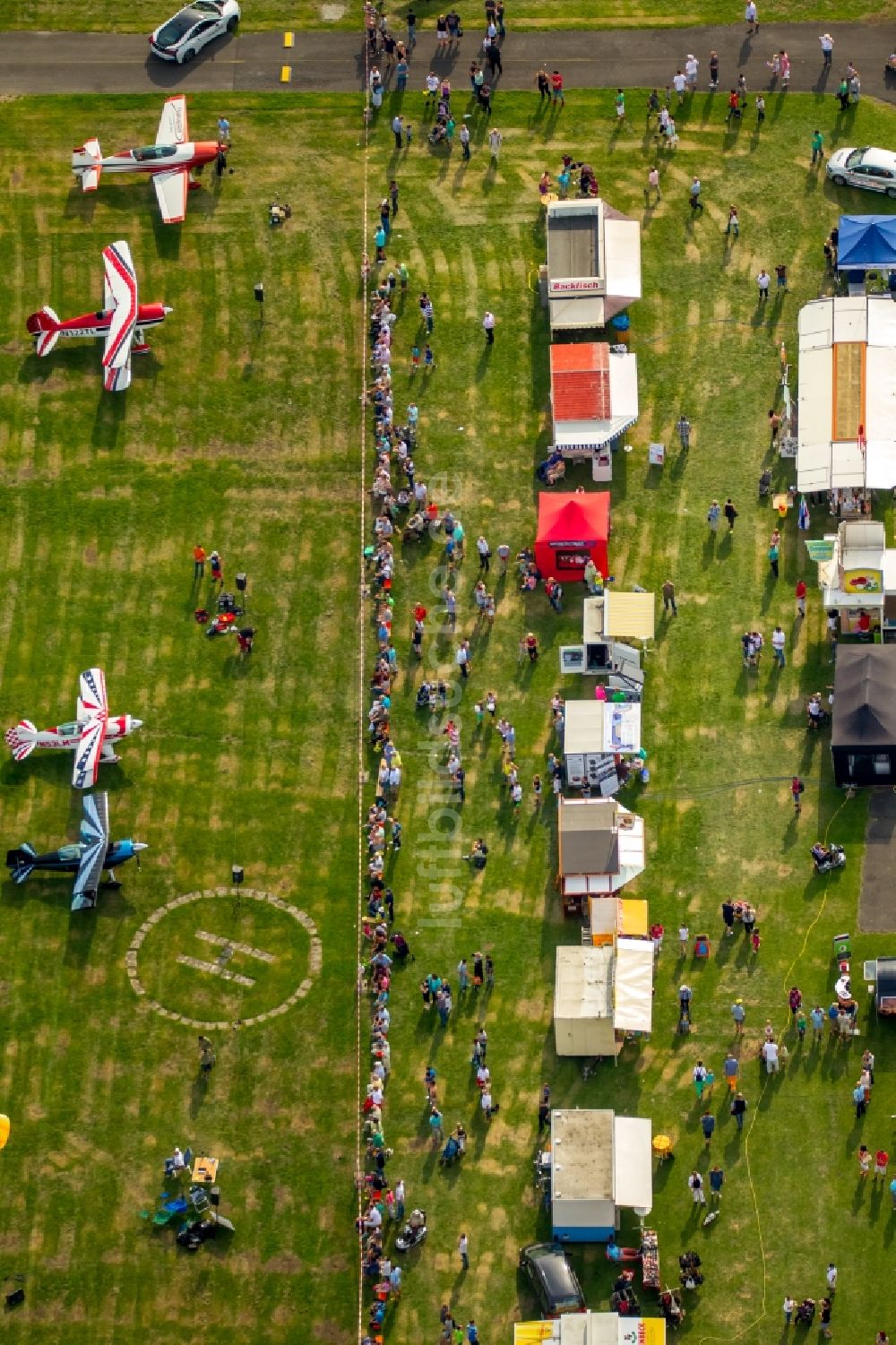 Luftaufnahme Hamm - Flugplatzfest und Flugtag auf dem Gelände der Hamm-Lippewiesen in Hamm im Bundesland Nordrhein-Westfalen