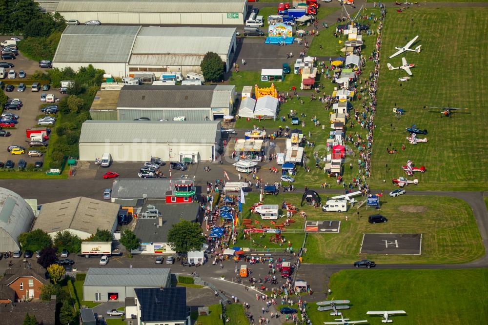 Hamm aus der Vogelperspektive: Flugplatzfest und Flugtag auf dem Gelände der Hamm-Lippewiesen in Hamm im Bundesland Nordrhein-Westfalen