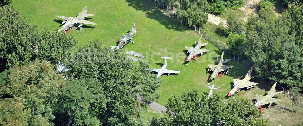 Cottbus von oben - Flugplatzmuseum Cottbus