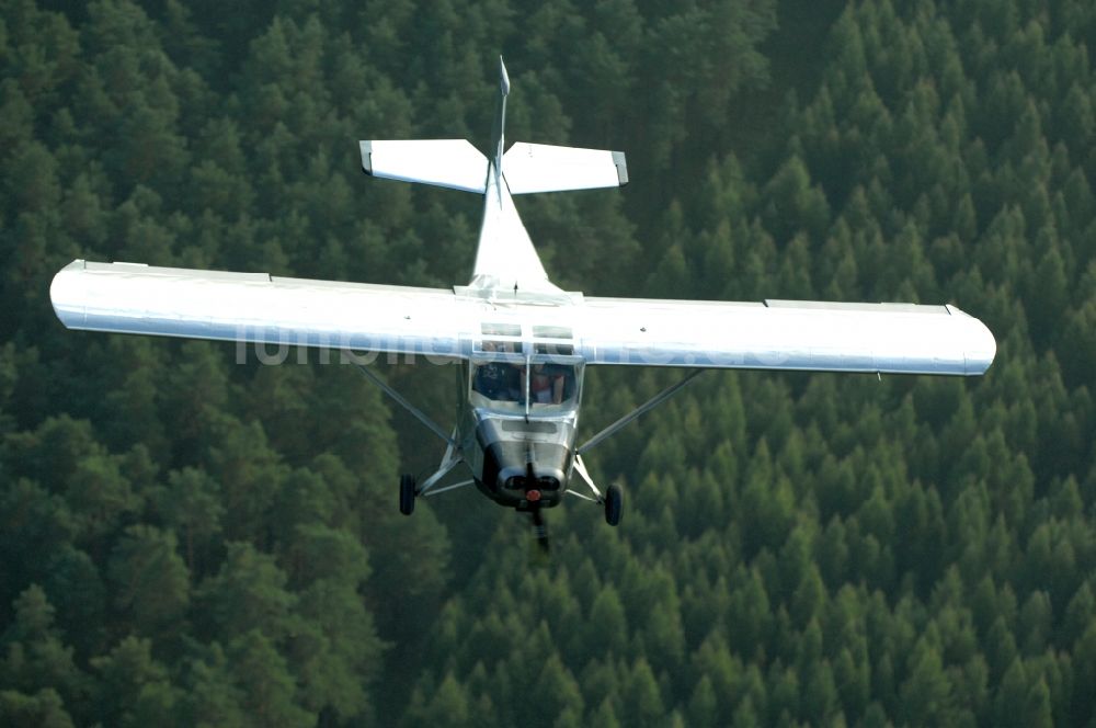 Luftbild Werneuchen - Flugzeug- Ultraleichtflugzeug mit der Kennung D-MPSB im Fluge über dem Luftraum in Werneuchen im Bundesland Brandenburg