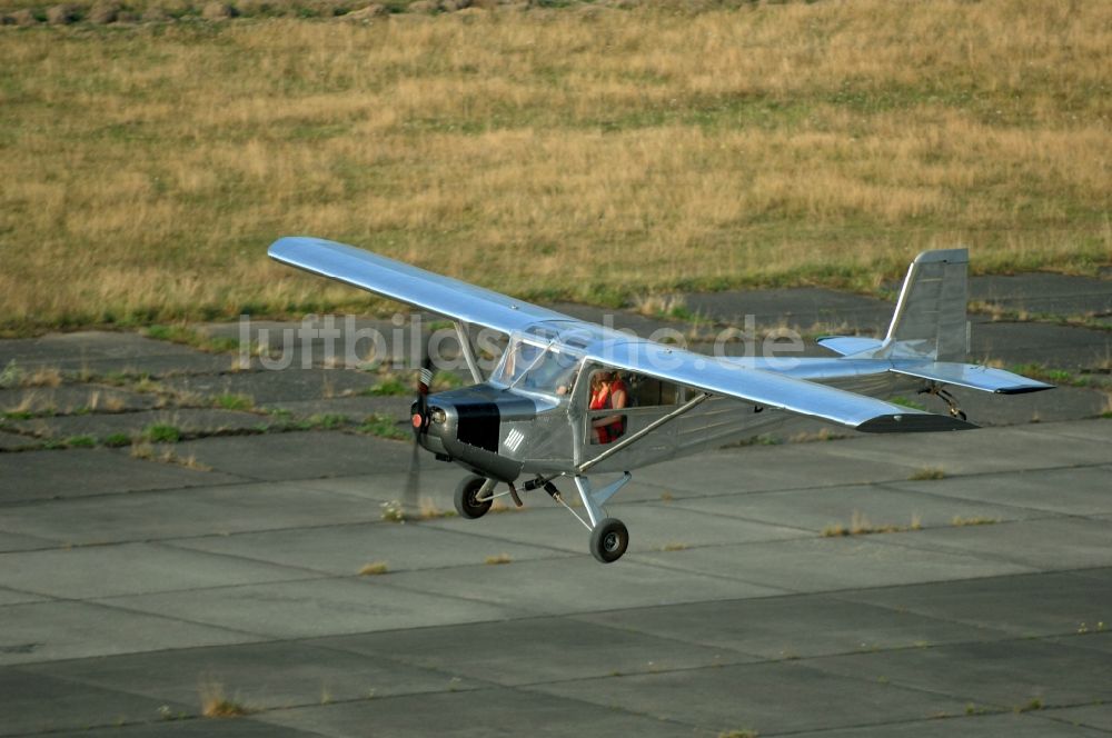 Luftbild Werneuchen - Flugzeug- Ultraleichtflugzeug mit der Kennung D-MPSB im Fluge über dem Luftraum in Werneuchen im Bundesland Brandenburg