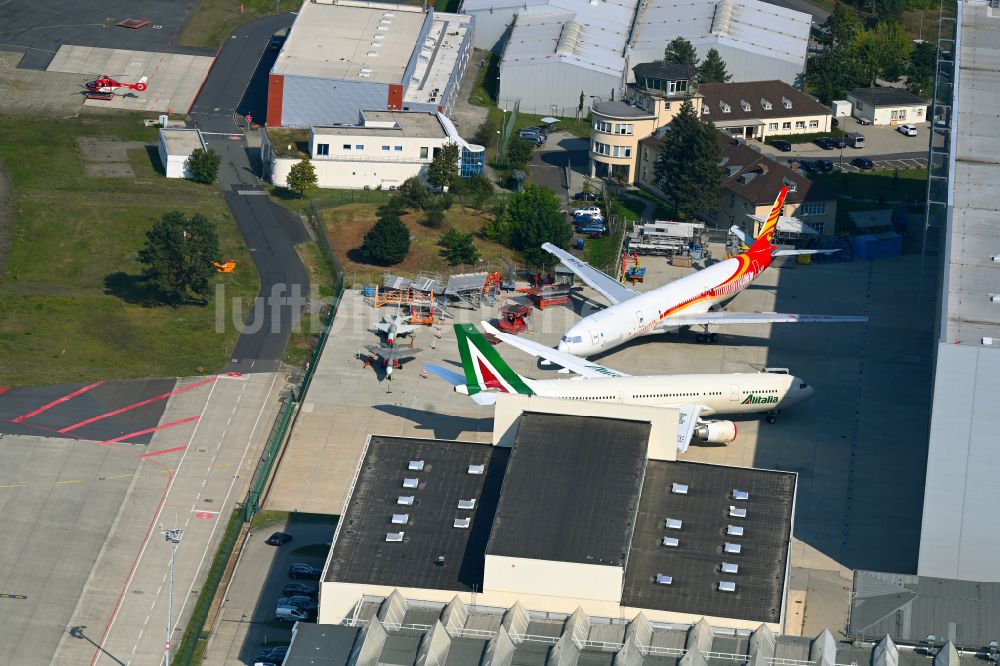 Luftaufnahme Dresden - Flugzeug- Wartungshalle - Hangar am Flughafen Dresden im Ortsteil Klotzsche in Dresden im Bundesland Sachsen, Deutschland