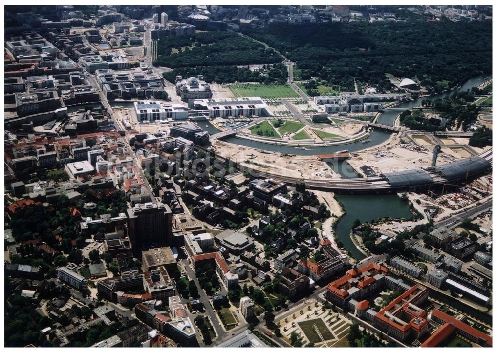 Berlin Mitte / Tiergarten von oben - Flugzeugsammlung Junior an der A1 bei Hundsrück