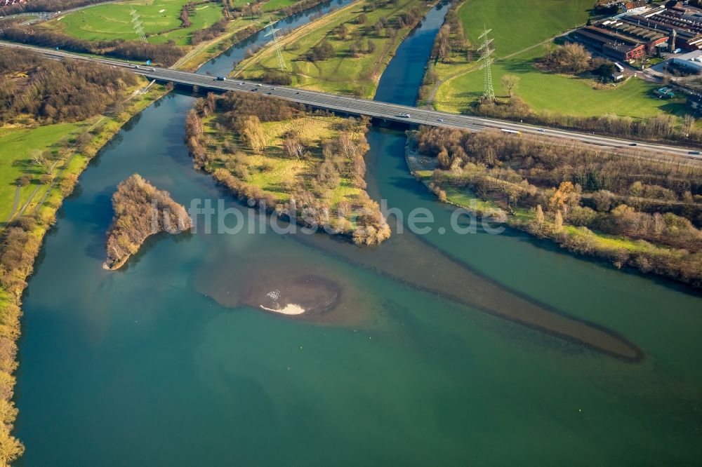 Luftaufnahme Witten - Fluß - Brückenbauwerk Autobahnbrücke A43 in Witten im Bundesland Nordrhein-Westfalen