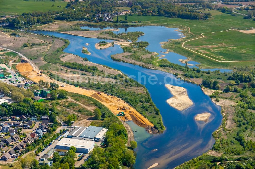 Luftaufnahme Wesel - Fluss- Delta und Mündungsbereich der Lippe bei Wesel im Bundesland Nordrhein-Westfalen, Deutschland