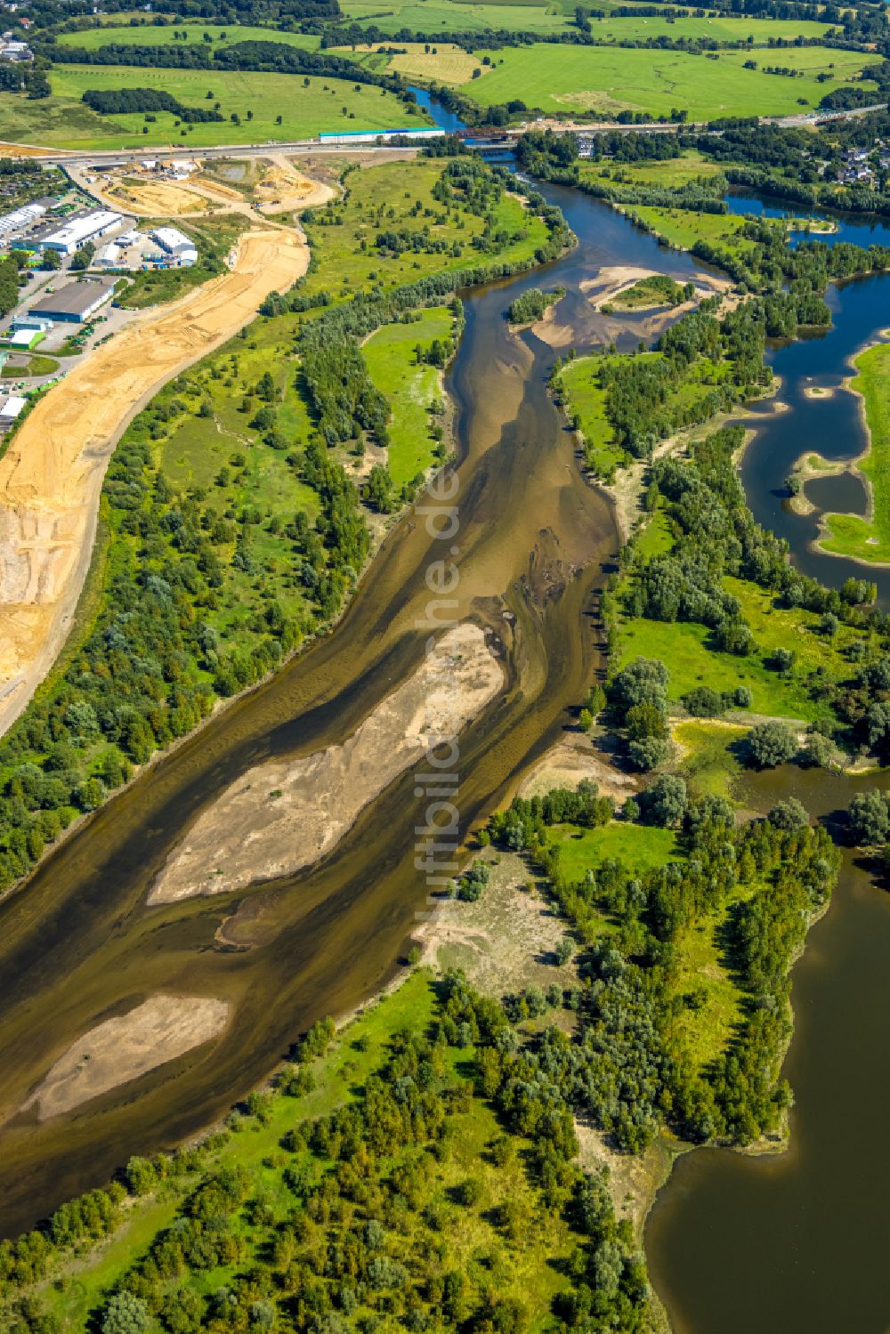 Luftaufnahme Wesel - Fluss- Delta im Mündungsgebiet der Lippe im Ortsteil Fusternberg in Wesel im Bundesland Nordrhein-Westfalen, Deutschland