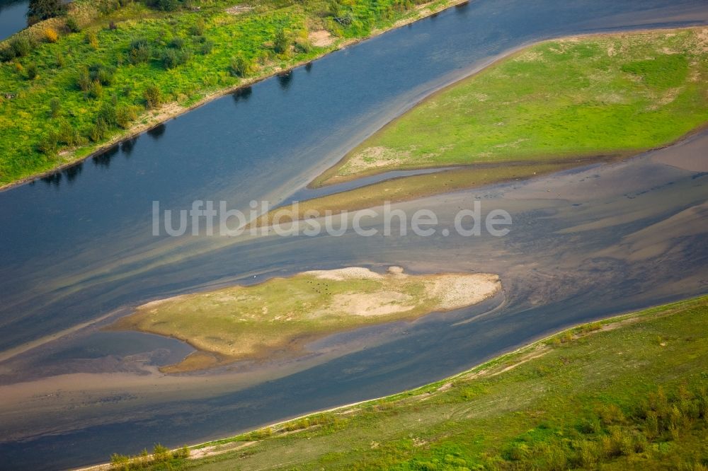 Wesel aus der Vogelperspektive: Fluß- Delta und Strom- Mündung im Nationalen Schutzgebiet Lippemündungsraum in Wesel im Bundesland Nordrhein-Westfalen