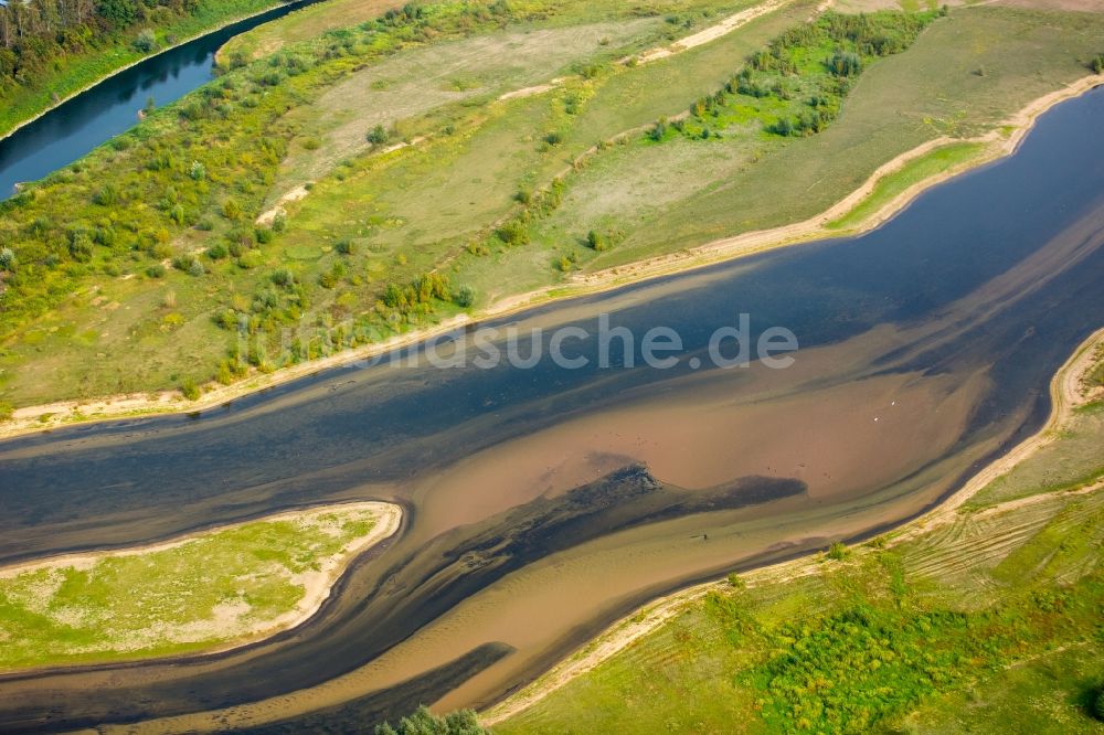 Wesel aus der Vogelperspektive: Fluß- Delta und Strom- Mündung im Nationalen Schutzgebiet Lippemündungsraum in Wesel im Bundesland Nordrhein-Westfalen