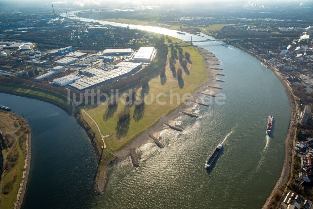 Luftaufnahme Duisburg - Fluß- Delta und Strom- Mündung der Ruhr in den Rhein in Duisburg im Bundesland Nordrhein-Westfalen