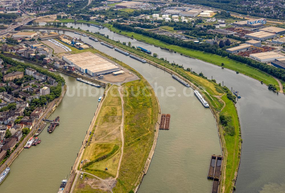 Luftaufnahme Duisburg - Fluss- Delta und Strom- Mündung der Ruhr in den Rhein in Duisburg im Bundesland Nordrhein-Westfalen