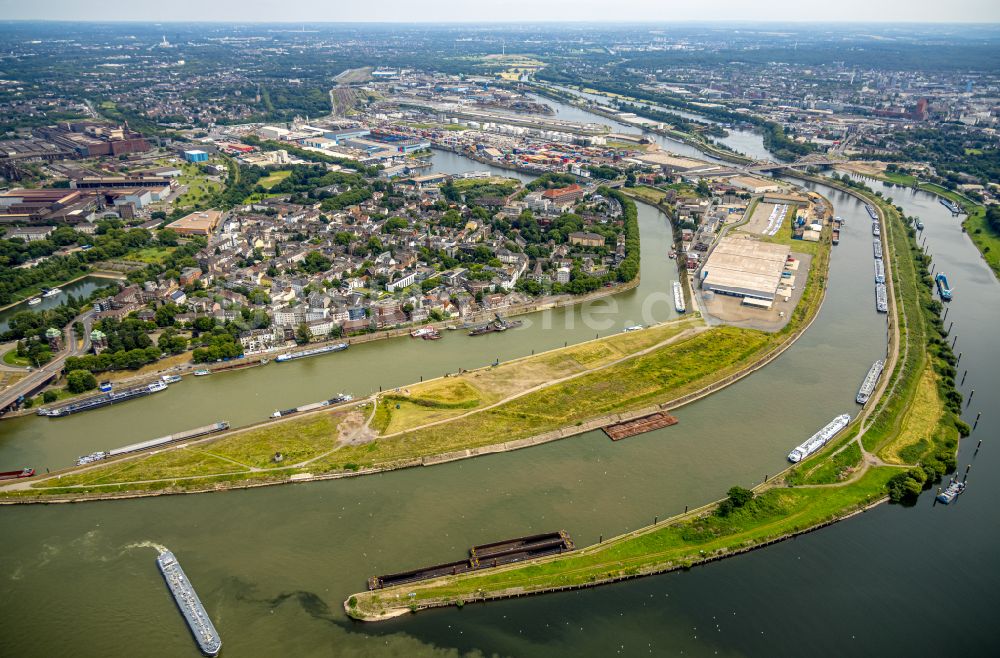 Luftaufnahme Duisburg - Fluss- Delta und Strom- Mündung der Ruhr in den Rhein in Duisburg im Bundesland Nordrhein-Westfalen