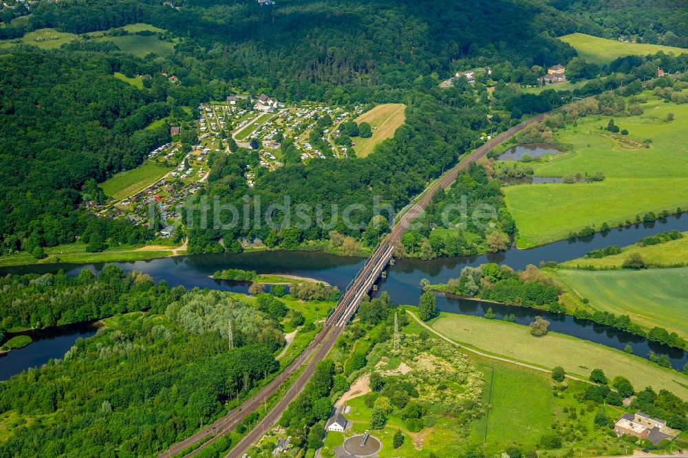 Hagen von oben - Fluß- Delta und Strom- Mündung zwischen Ruhr und Lenne im Ortsteil Hörde in Hagen im Bundesland Nordrhein-Westfalen, Deutschland