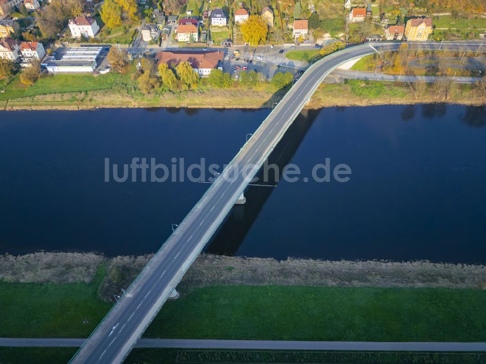 Bad Schandau von oben - Flußbrücke über die Elbe in Bad Schandau im Bundesland Sachsen, Deutschland