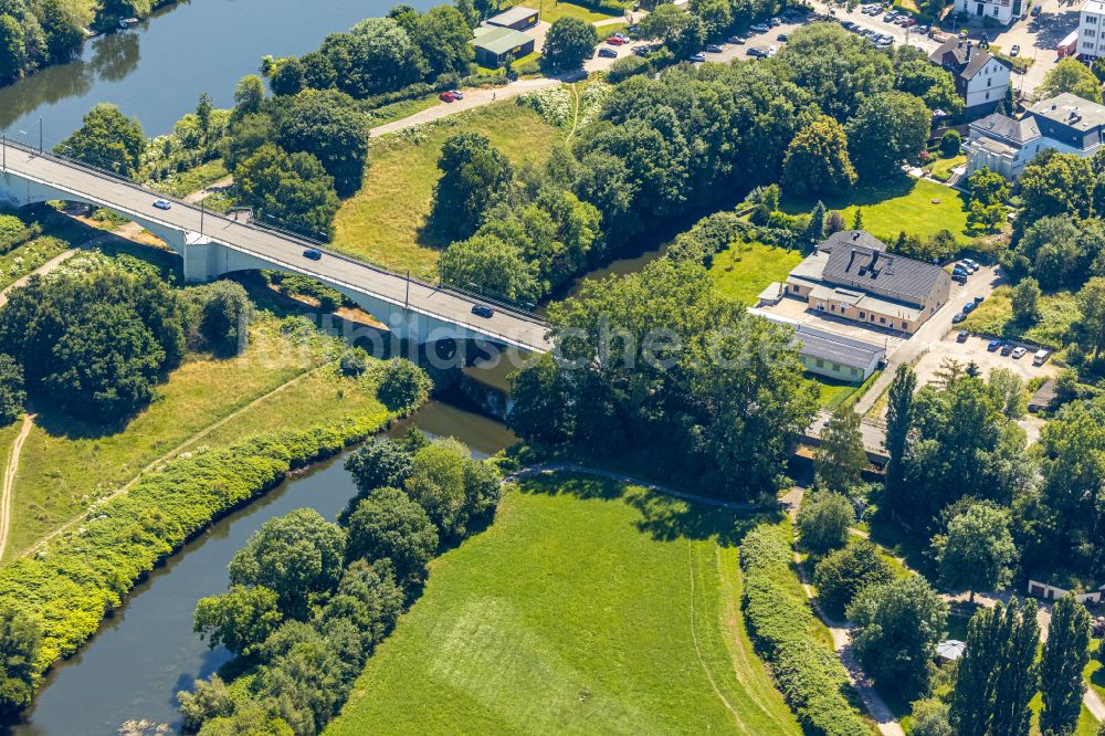 Heven aus der Vogelperspektive: Flussbrücke über die Ruhr in Heven im Bundesland Nordrhein-Westfalen, Deutschland