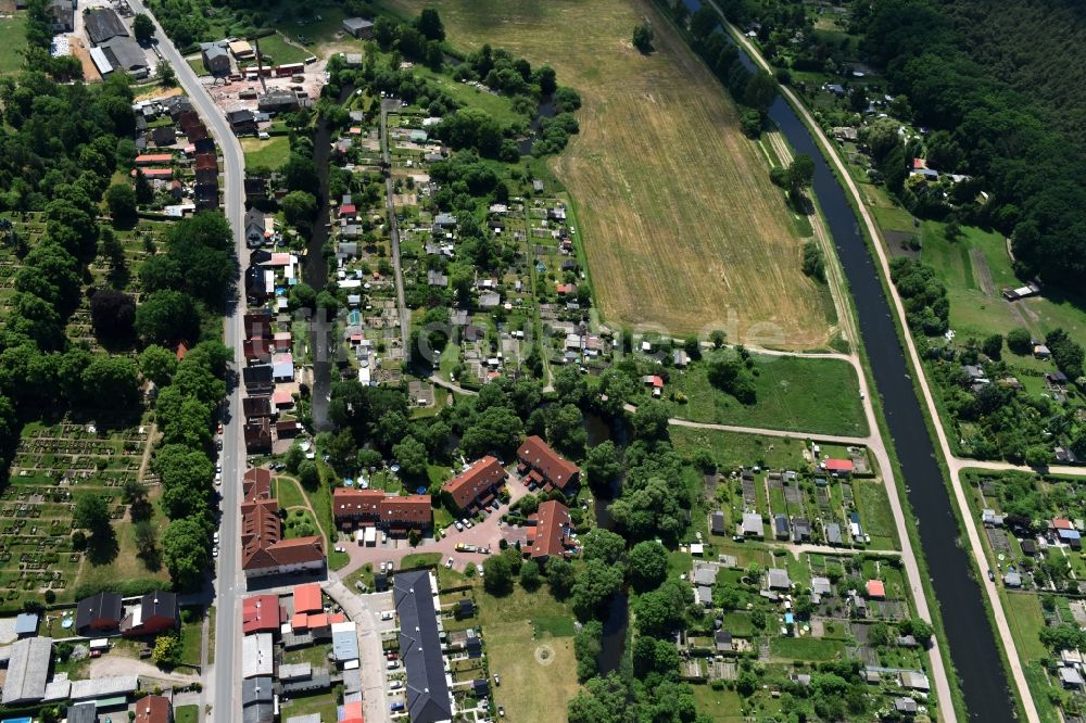 Luftaufnahme Grabow - Flussverlauf der Edle durch Grabow im Bundesland Mecklenburg-Vorpommern