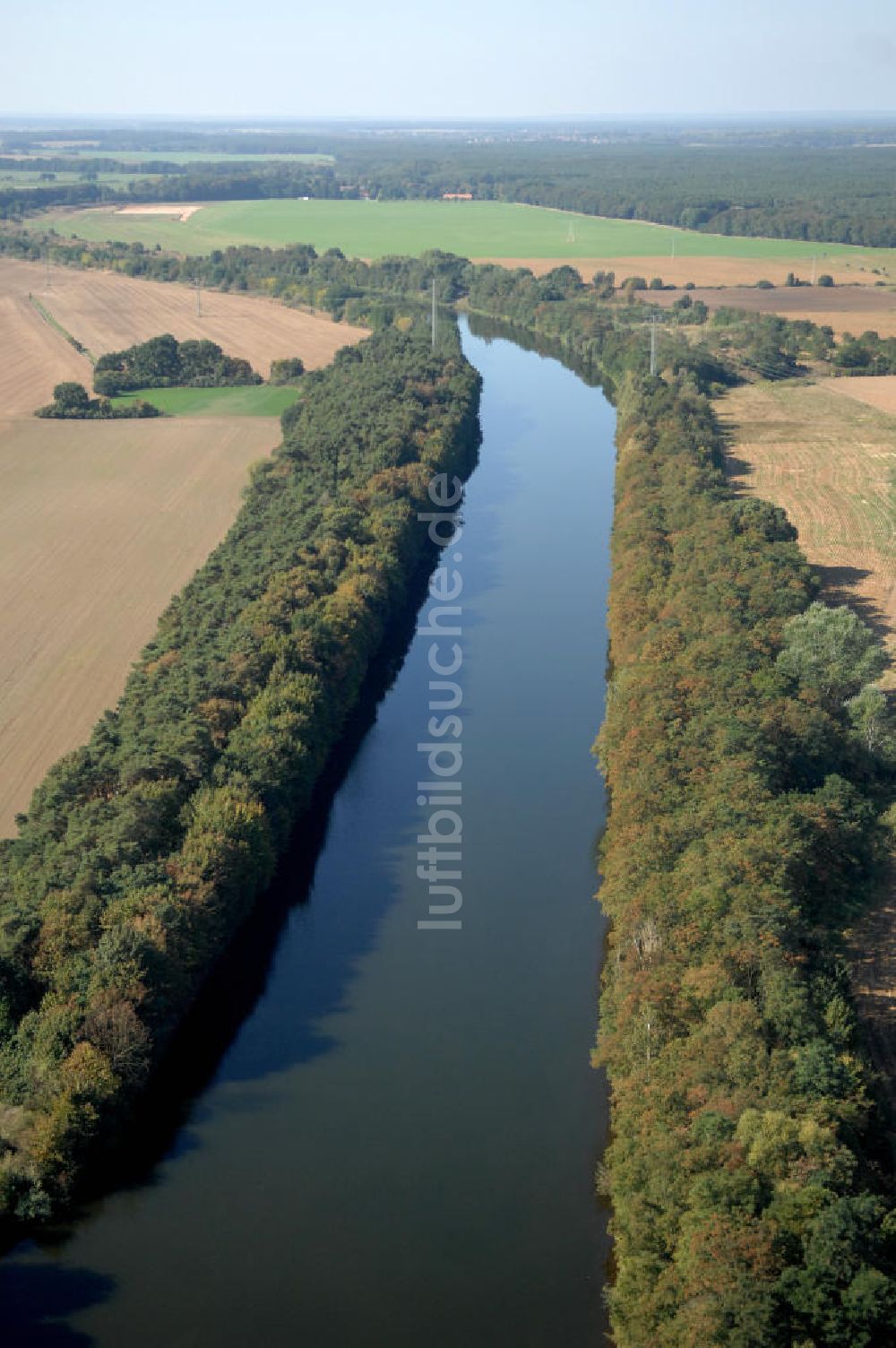 Luftbild GENTHIN - Flussverlauf des Elbe-Havel-Kanal zwischen Genthin und Parey