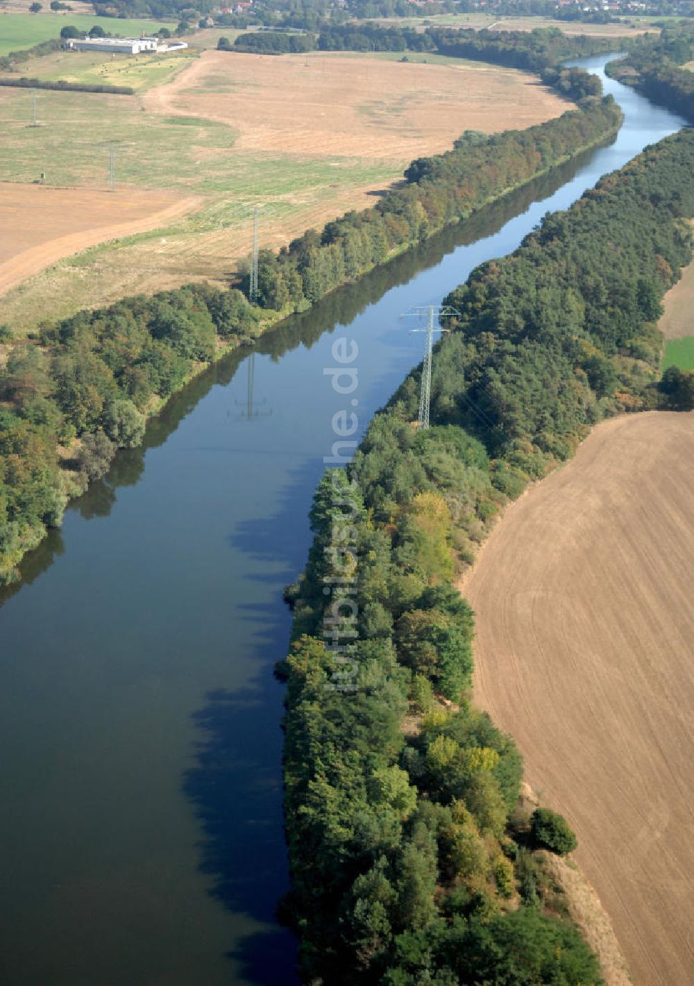 Luftbild GENTHIN - Flussverlauf des Elbe-Havel-Kanal zwischen Genthin und Parey