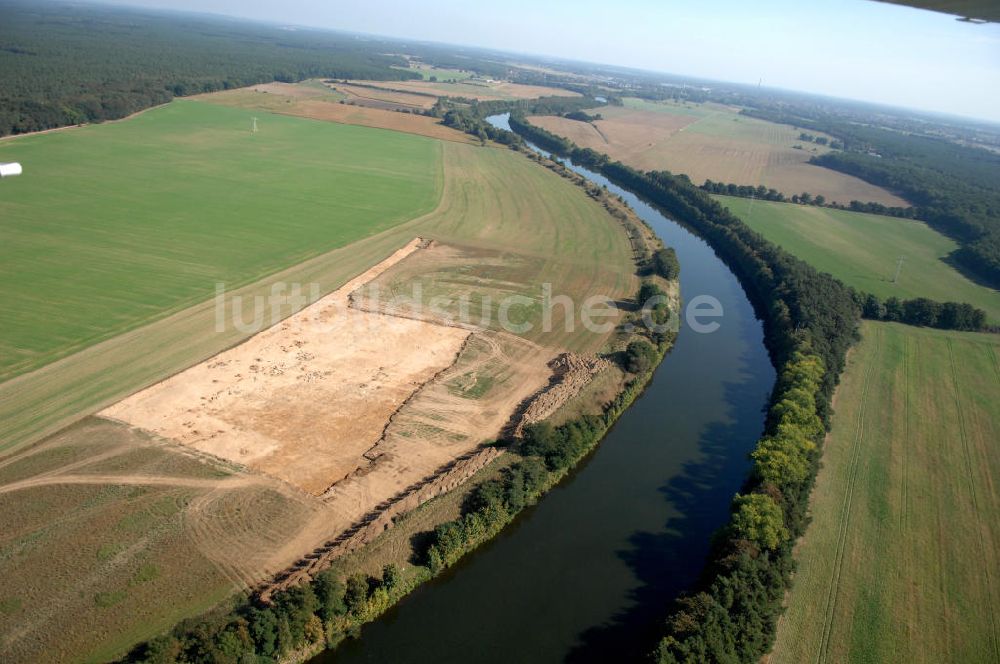 Luftbild GENTHIN - Flussverlauf des Elbe-Havel-Kanal zwischen Genthin und Parey