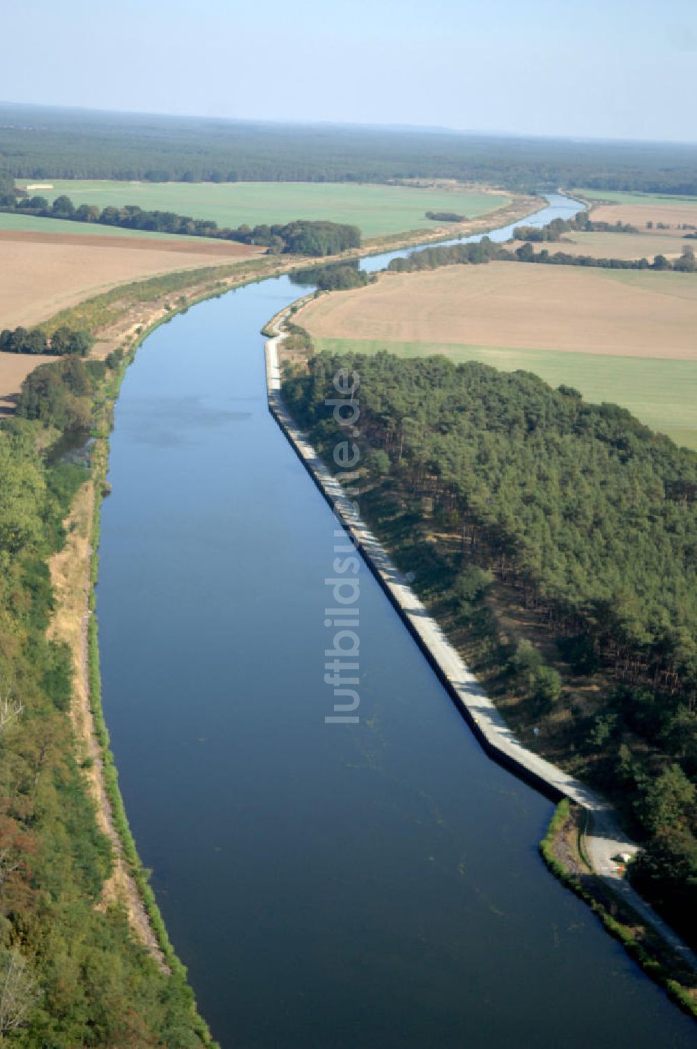 Luftaufnahme GENTHIN - Flussverlauf des Elbe-Havel-Kanal zwischen Genthin und Parey