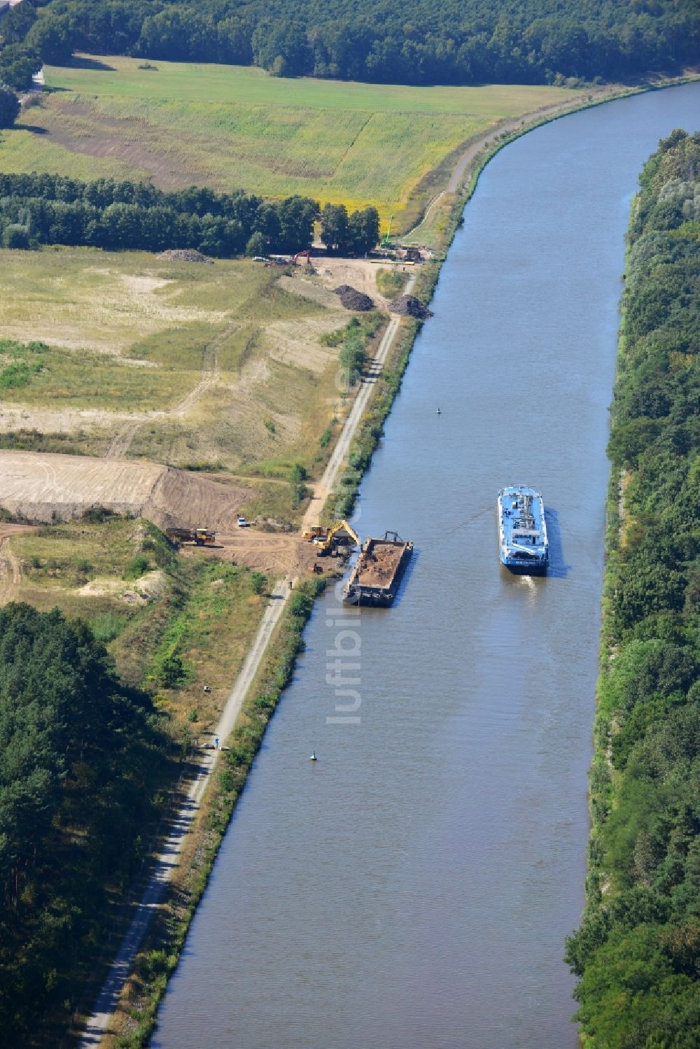 Luftaufnahme Kade OT Kader Schleuse - Flussverlauf Elbe-Havel-Kanal zwischen Kade und Genthin im Bundesland Sachsen-Anhalt