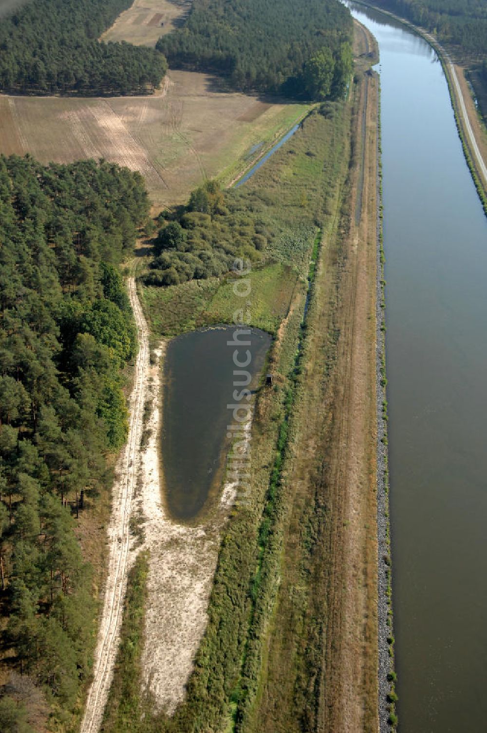 Wusterwitz von oben - Flussverlauf des Elbe-Havel-Kanal zwischen Wusterwitz und Kade