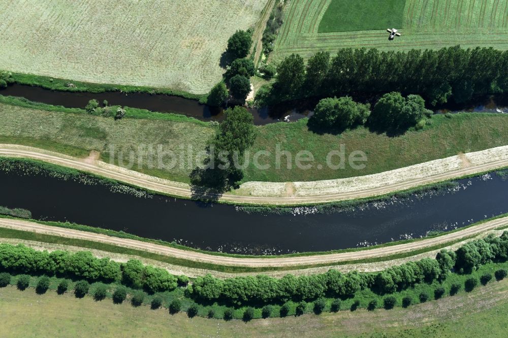 Grabow aus der Vogelperspektive: Flussverlauf der Elde bei Grabow im Bundesland Mecklenburg-Vorpommern