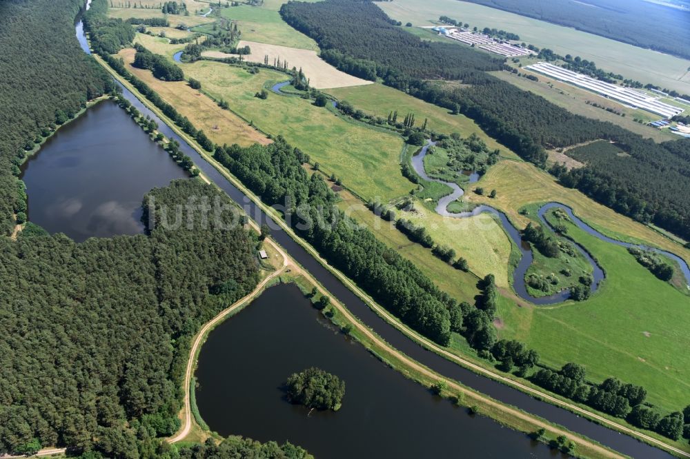 Luftaufnahme Grabow - Flussverlauf der Elde bei Grabow im Bundesland Mecklenburg-Vorpommern