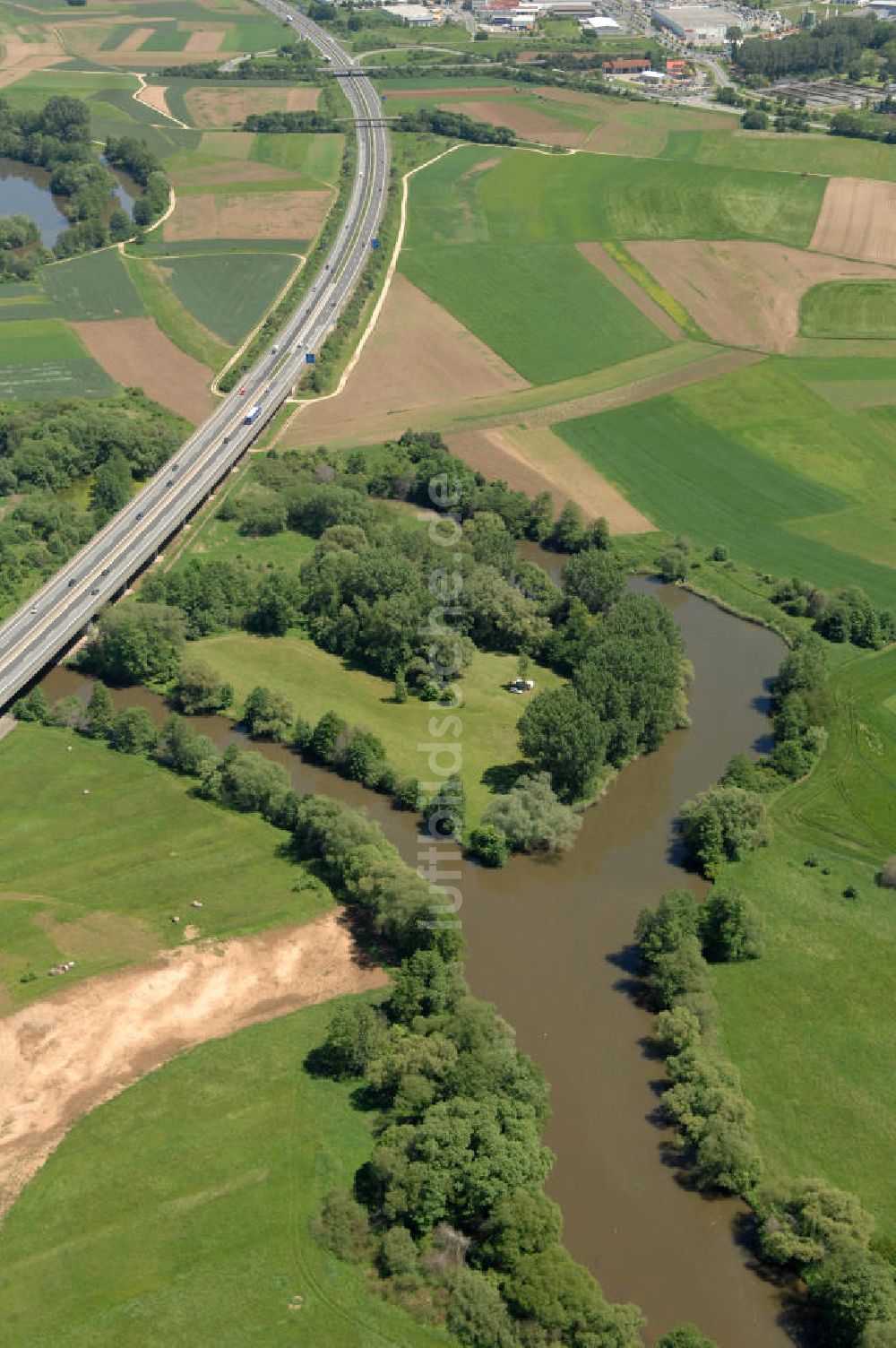 Luftaufnahme Bischberg - Flussverlauf des Main in Bayern