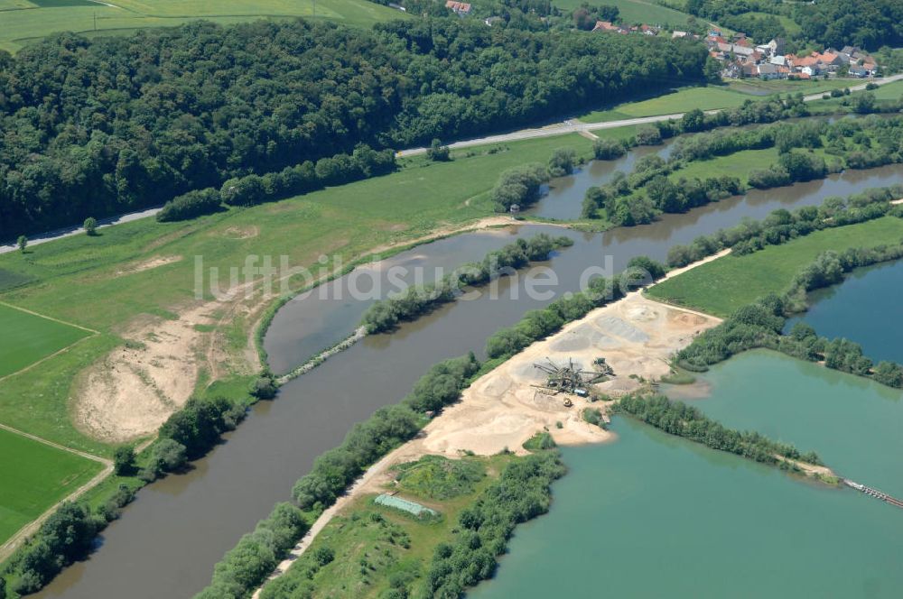 Dippach aus der Vogelperspektive: Flussverlauf des Main in Bayern