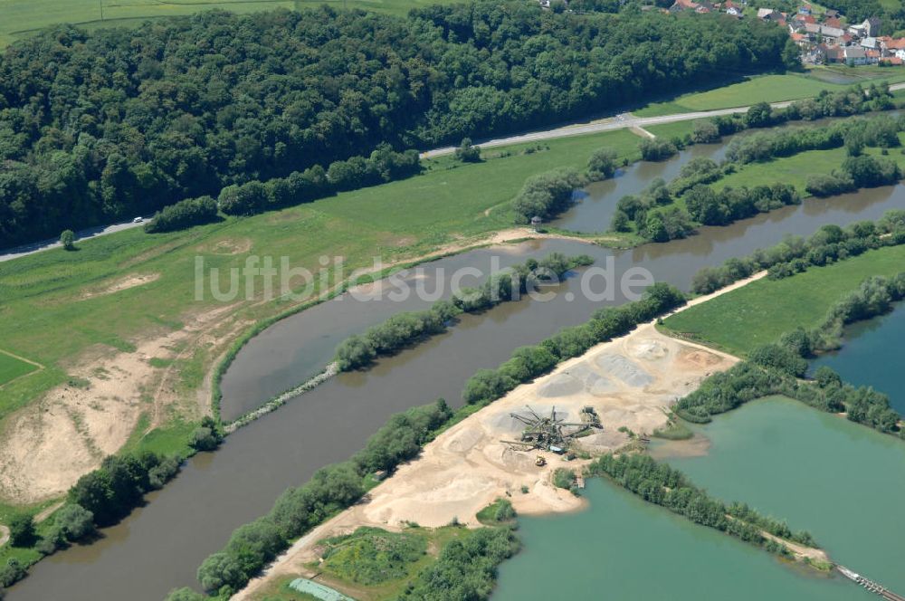 Luftbild Dippach - Flussverlauf des Main in Bayern