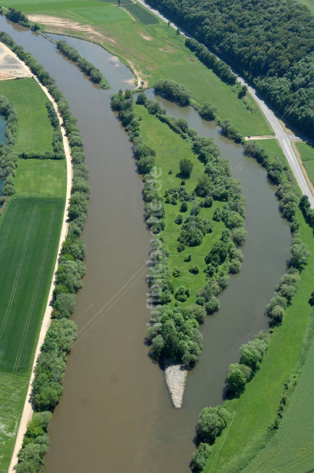 Dippach aus der Vogelperspektive: Flussverlauf des Main in Bayern