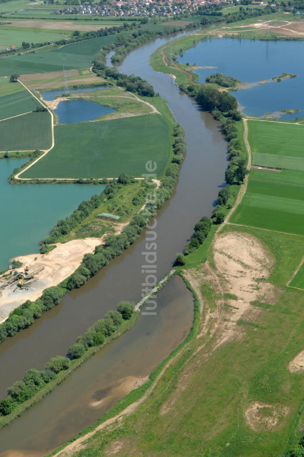 Luftaufnahme Dippach - Flussverlauf des Main in Bayern