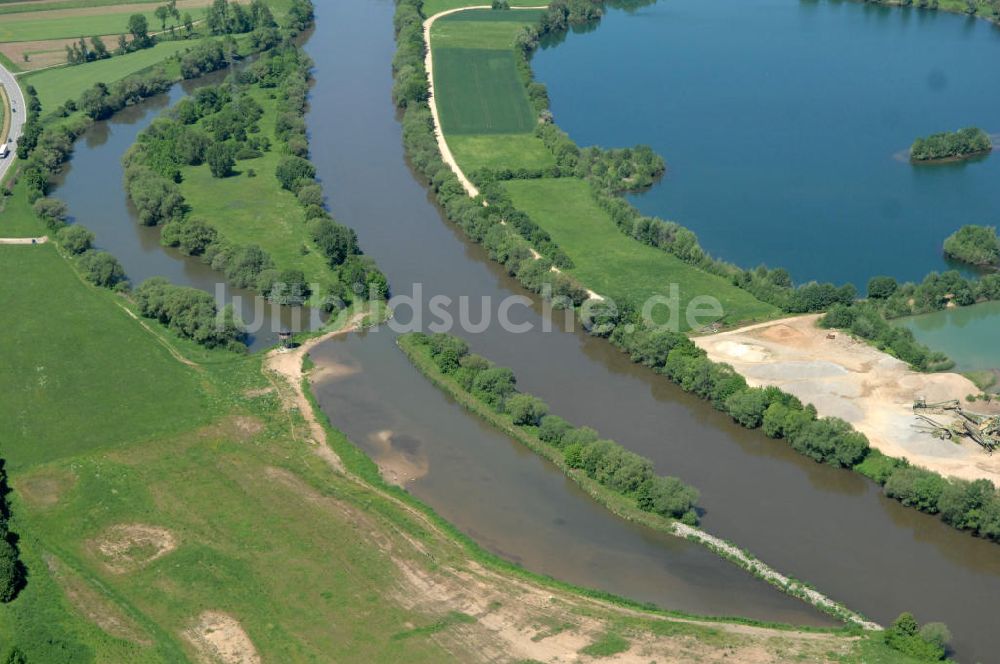 Dippach von oben - Flussverlauf des Main in Bayern