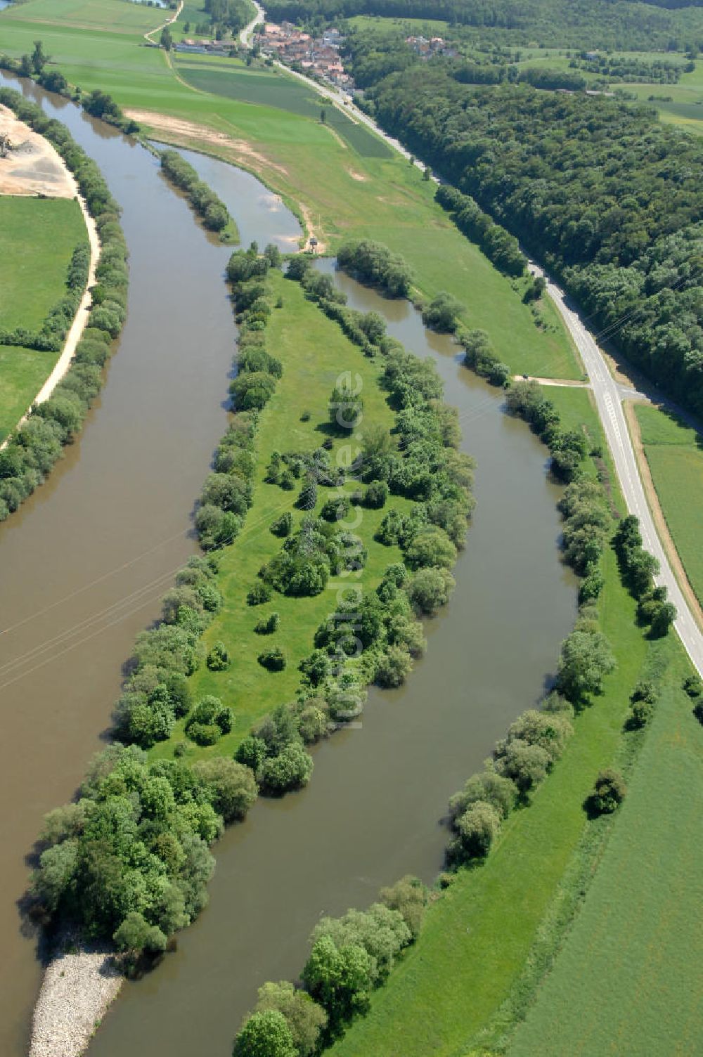 Luftaufnahme Dippach - Flussverlauf des Main in Bayern