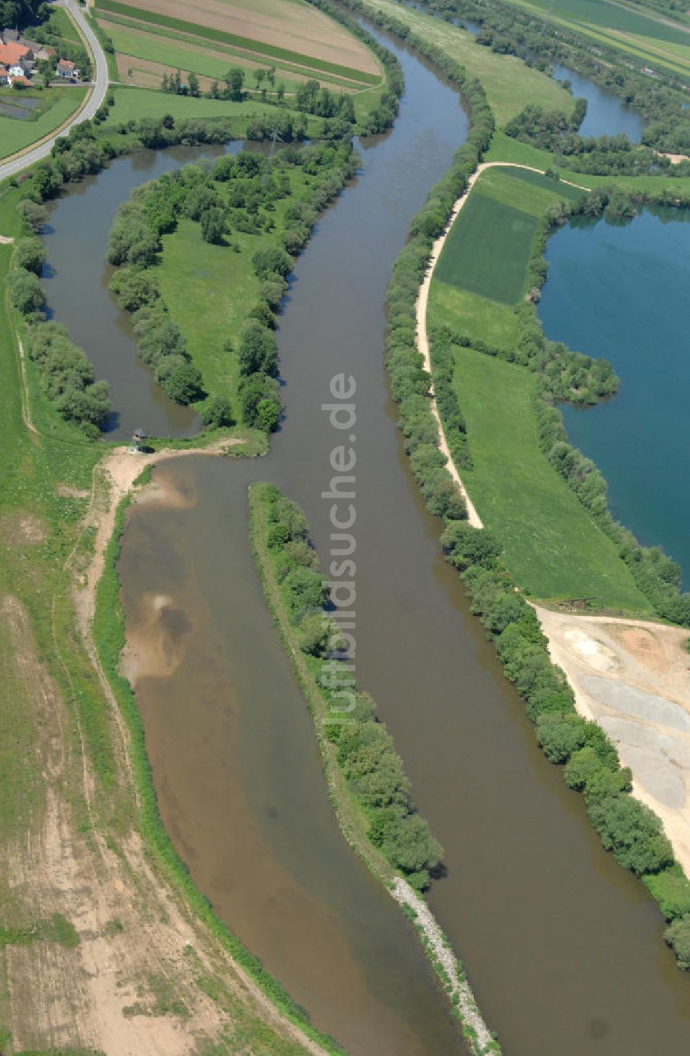 Luftbild Dippach - Flussverlauf des Main in Bayern