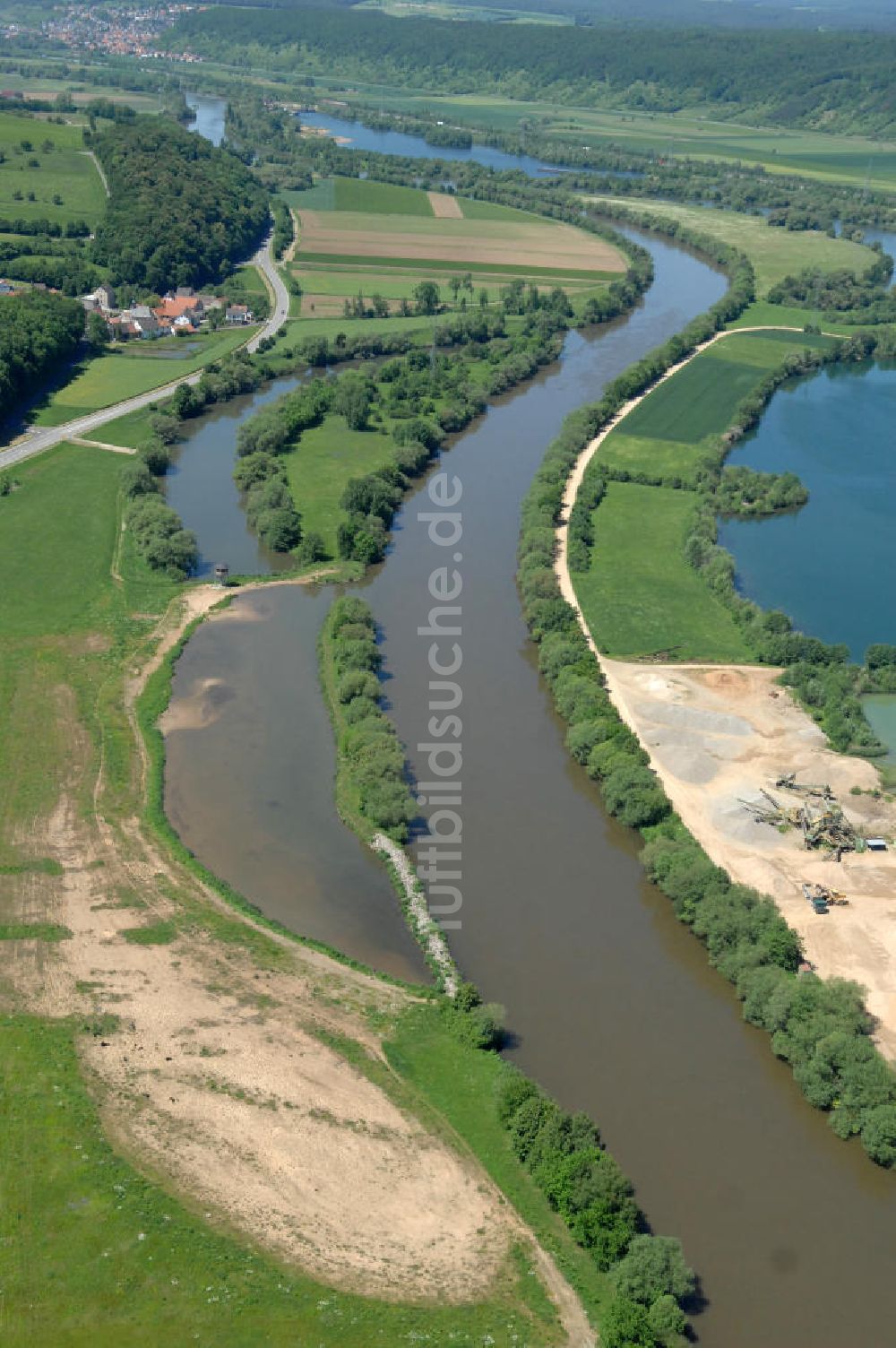 Luftaufnahme Dippach - Flussverlauf des Main in Bayern