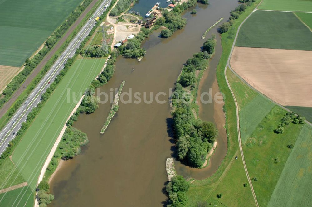 Eschenbach aus der Vogelperspektive: Flussverlauf des Main in Bayern