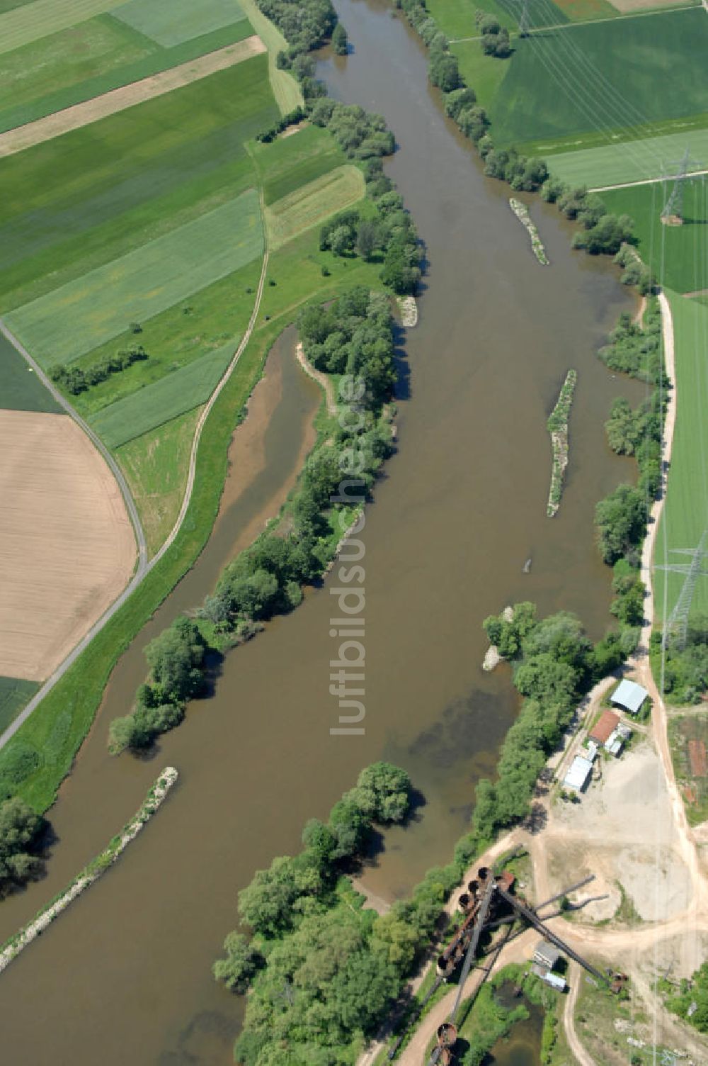 Eschenbach von oben - Flussverlauf des Main in Bayern