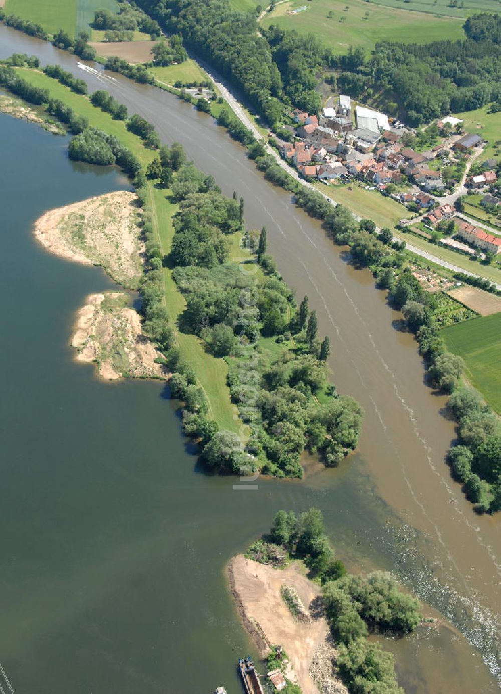 Luftbild Eschenbach - Flussverlauf des Main in Bayern